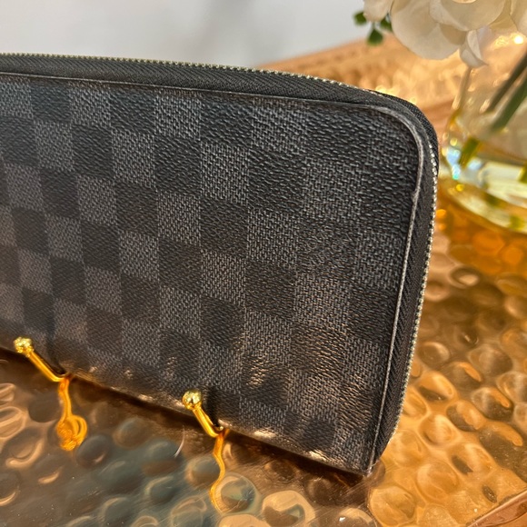 💯 Authentic LOUIS VUITTON Damier Graphite Zippy Organizer Long Wallet - Picture 2 of 6